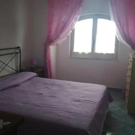 La Casa Viola Daire *